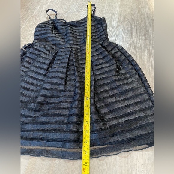 H&M Black Ruffle-Layered Poof Dress. Size Small - Picture 12 of 12